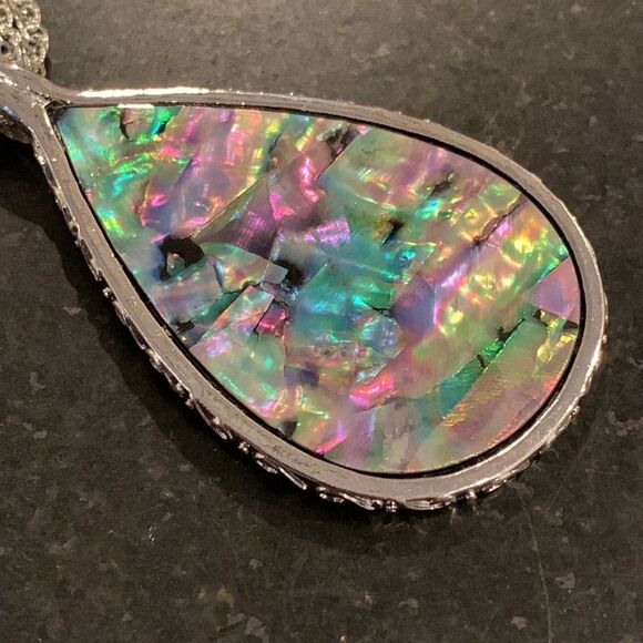 Iridescent Faux Abalone Shell Teardrop Pendant Necklace - Mother of Pearl Finish - Picture 8 of 10